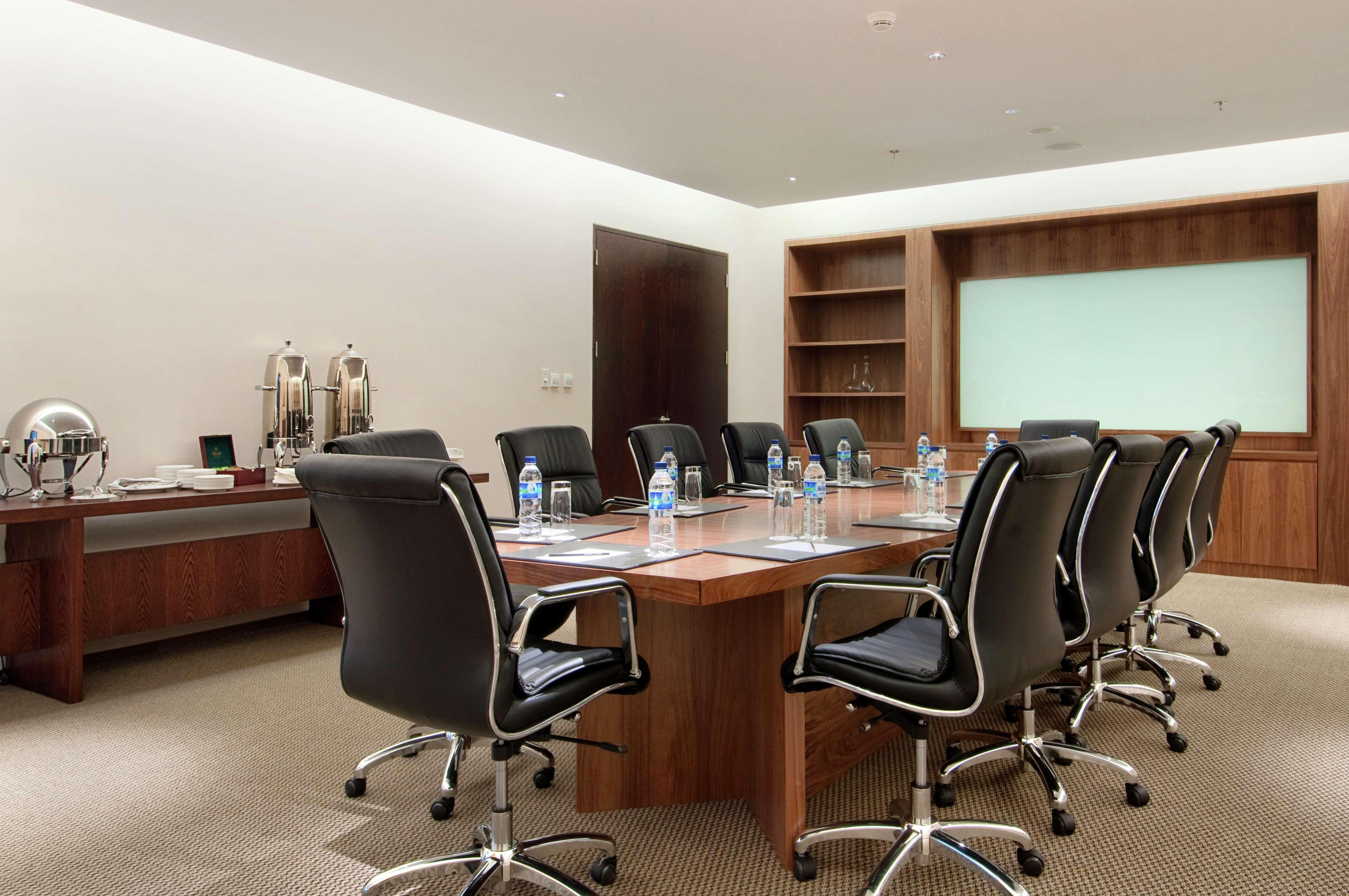 מלון Hilton בנדונג מראה חיצוני תמונה