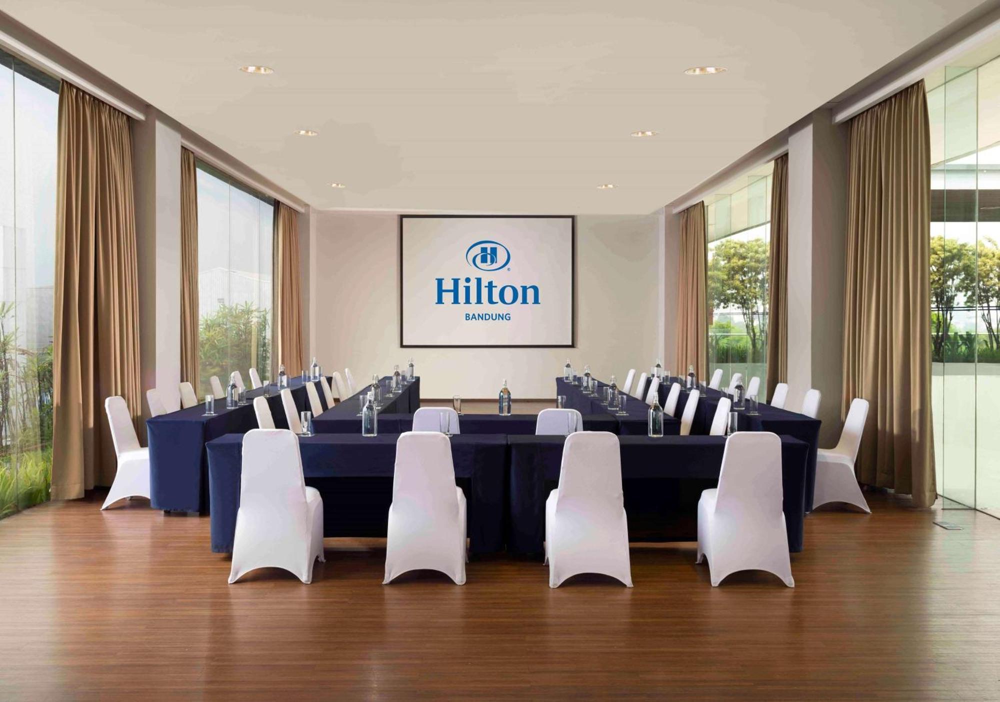 מלון Hilton בנדונג מראה חיצוני תמונה